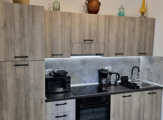 Meli In Village アパート